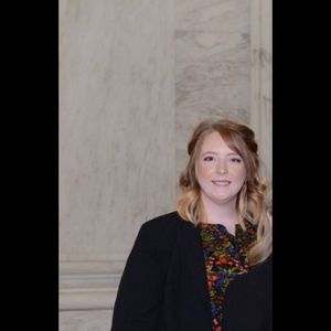 Meet your Posher, Cassandra